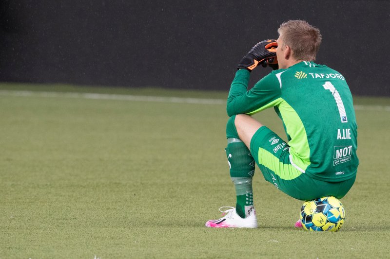 Aalesunds keeper Andreas Lie etter eliteseriekampen mellom Aalesund - Haugesund på Color Line Stadion .Foto: Terje Pedersen / NTB scanpix
