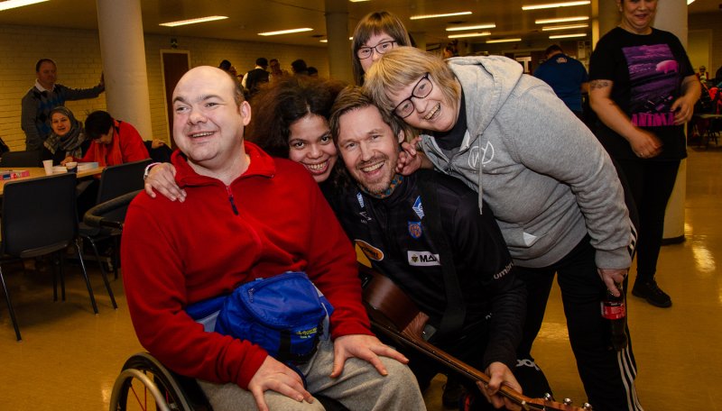 Amund Skiri var en populær mann under kveldens besøk!