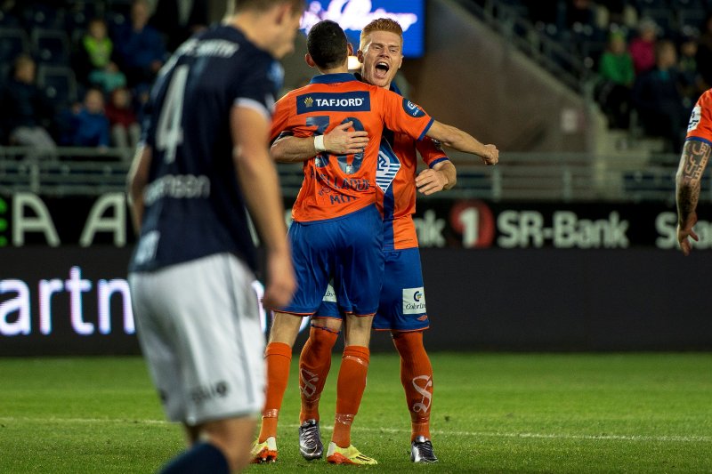 Mos og Mikkel feirer mål på Viking Stadion i 2016. Foto: NTB Scanpix