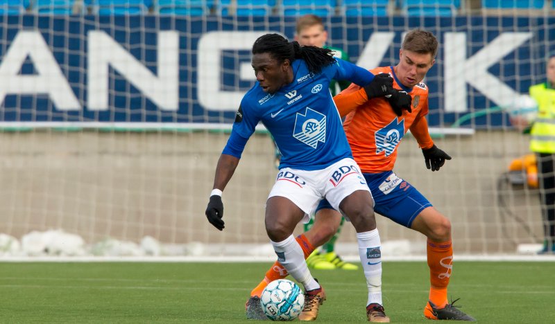 Daniel Chima Chukwu er den eneste som scorer på Aker Stadion. Foto: Svein Ove Ekornesvåg