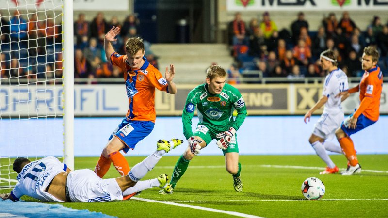 Adam i aksjon mot Stabæk på CLS i 2016 Foto: Marius Simensen