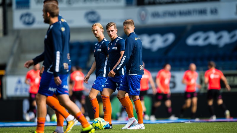 200624 Simen Bolkan Nordli of Aalesund during warm-up ahead of the Eliteserien match between Aalesund and Brann on June 24, 2020 in Ålesund.Photo: Marius Simensen / BILDBYRÅN / Cop 238