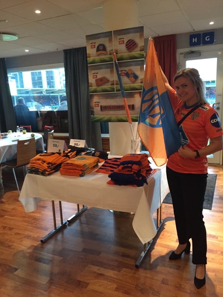 Sarah Isabella Aarøe er partneransvarlig i Aalesunds Fotballklubb.