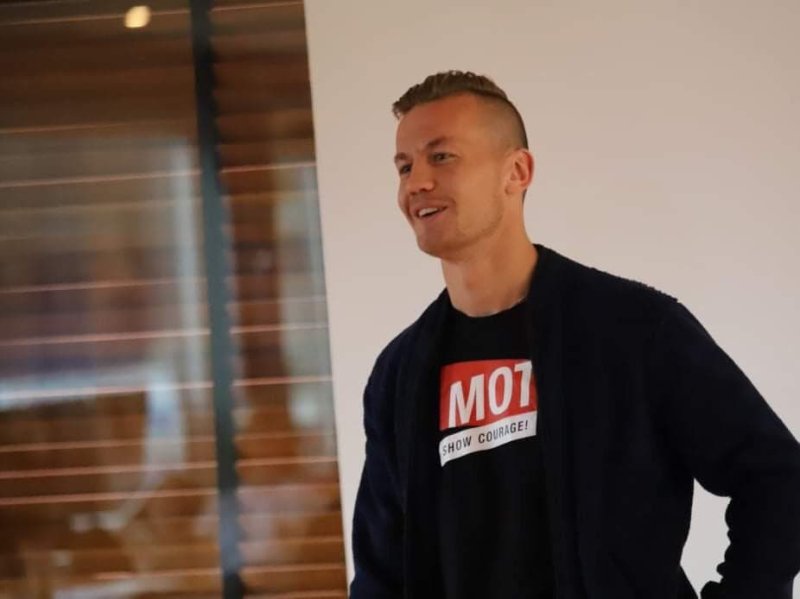 Ståle har vært på flere MOT-oppdrag og vet viktigheten av å ta vare på hverandre og vise omsorg.