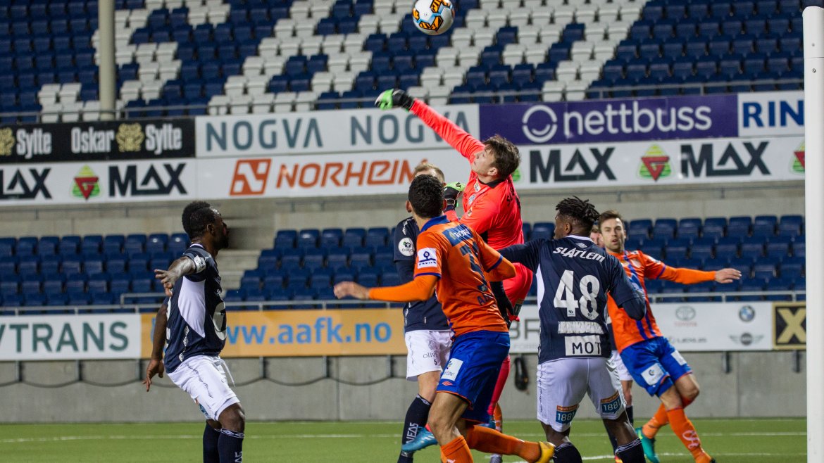 AaFK - KBK 0 - 2 (0-0) Foto: Srdan Mudrinic